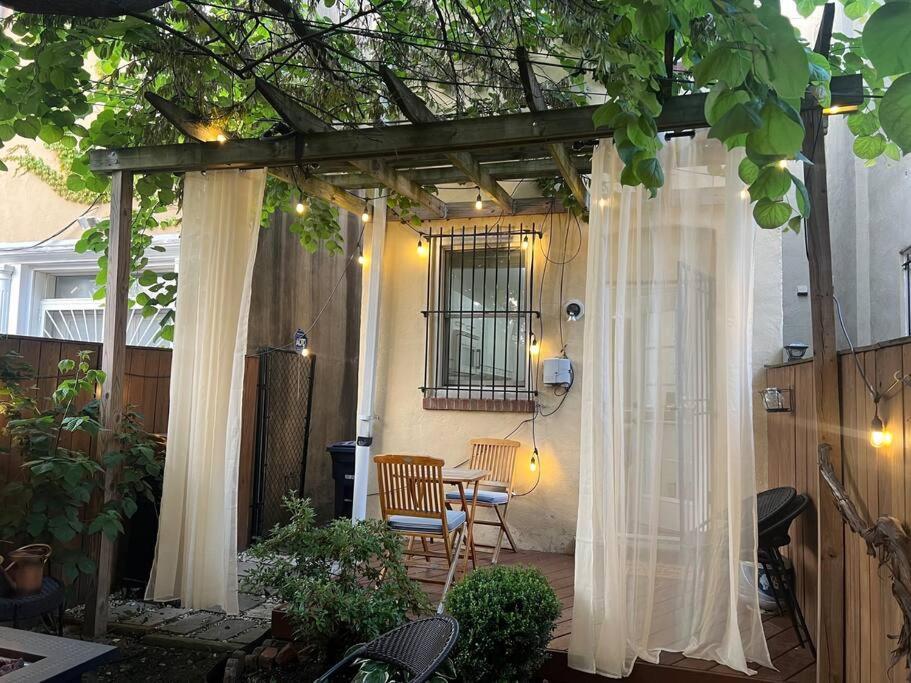 3-Bedroom House With Cute Patio Explore Dc On Foot Washington Kültér fotó