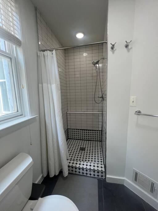 3-Bedroom House With Cute Patio Explore Dc On Foot Washington Kültér fotó