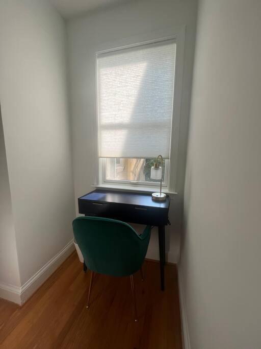 3-Bedroom House With Cute Patio Explore Dc On Foot Washington Kültér fotó
